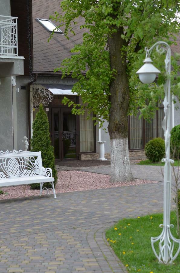 Provans Bohorodchany Exterior foto